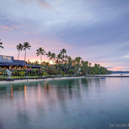 The Warwick Fiji Hotel Korolevu  Eksteriør billede Sunset at the Sheraton Resort